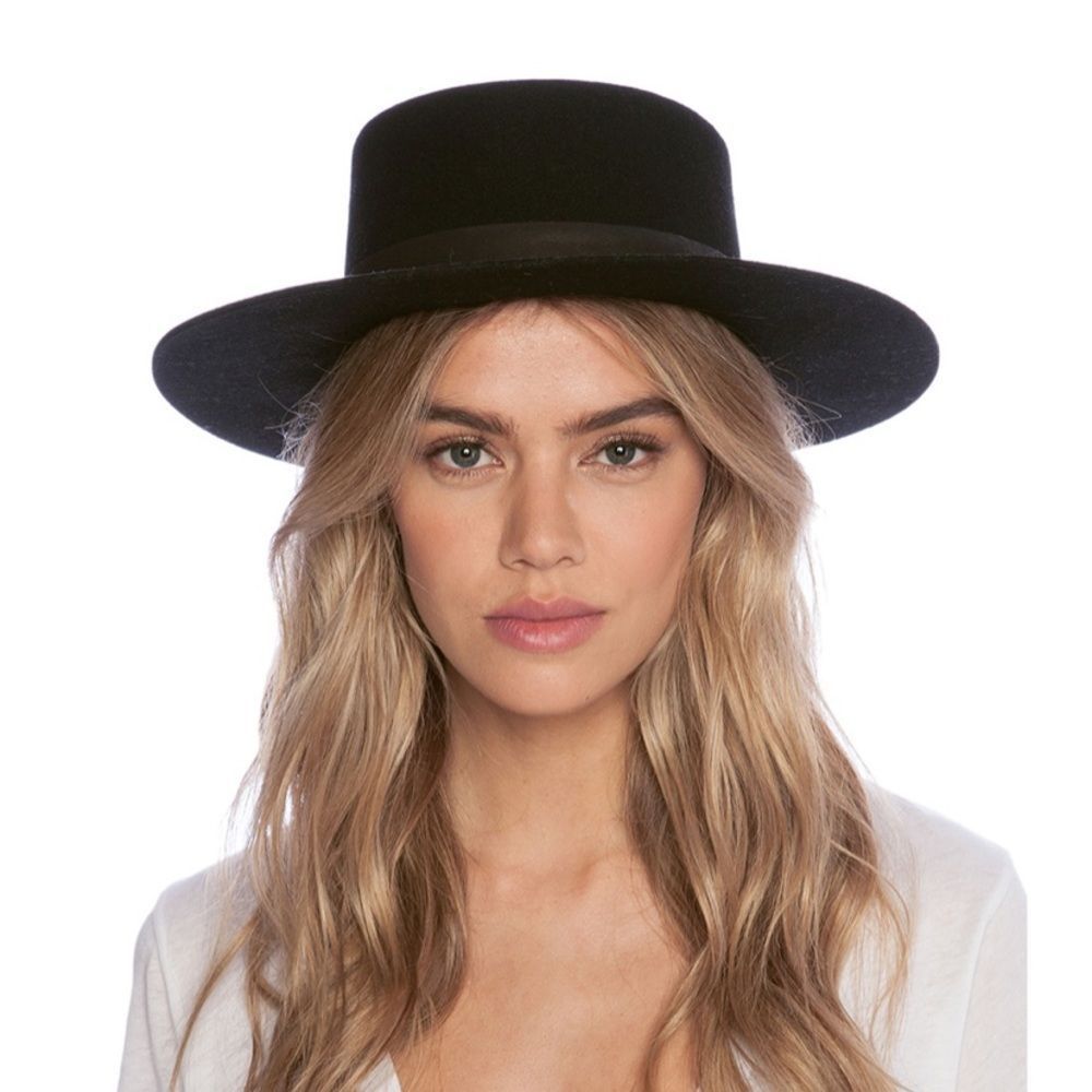 Excellent Janessa Leone Gabrielle hat wool & leather SMALL perfect condition